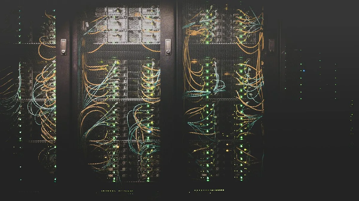 {{ t['数据接入布线'] }}